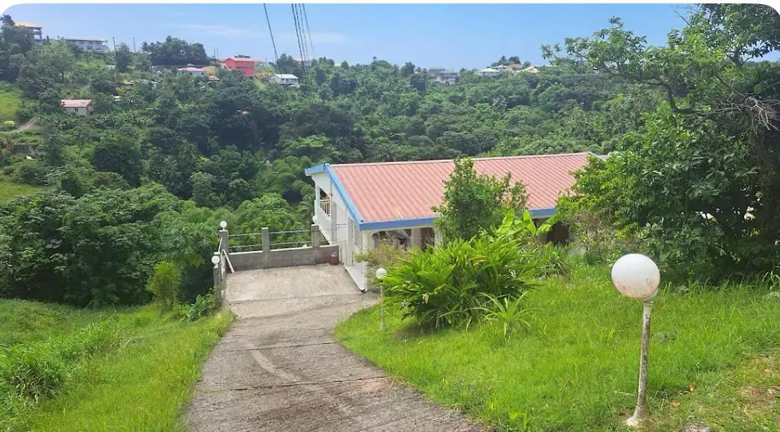 Appartement Niche Dans La Verdure à Rivière-Pilote Martinique